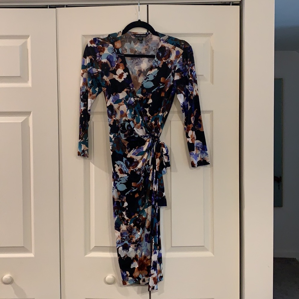 Maggy London wrap dress US size 4